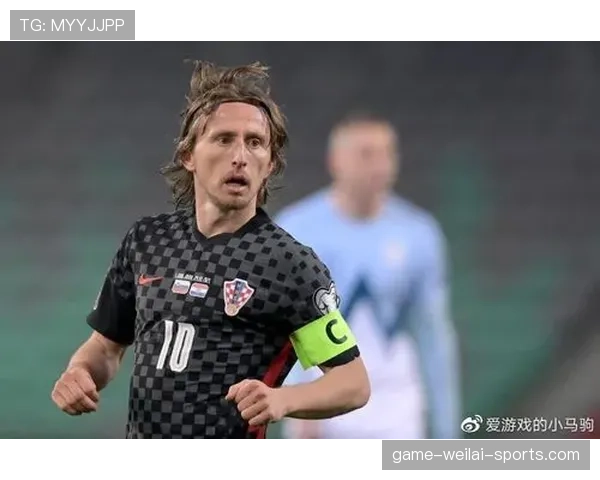 刷到莫德里奇手表的价钱，我默默把银行App关了继续当凡人