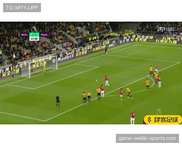 点球罚球时其他队员提前进区，裁判该如何判罚？规则全解析！